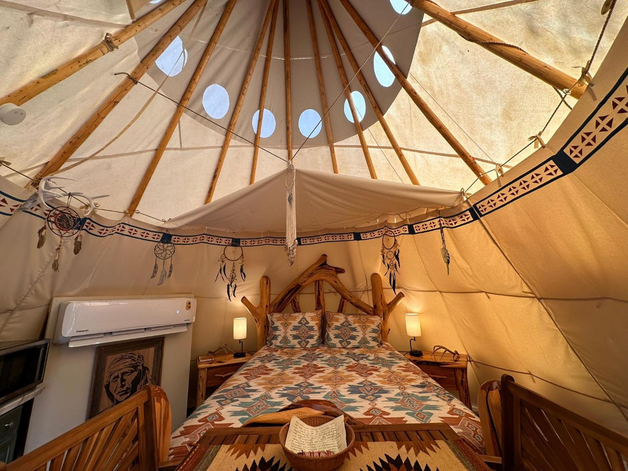 Bandera Stronghold - Cochise Tipi Exterior photo